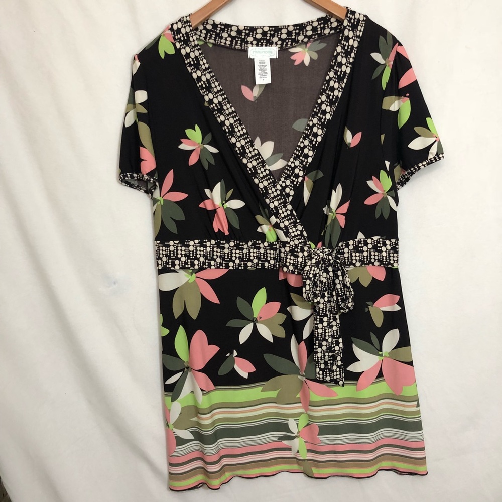 Maurices top